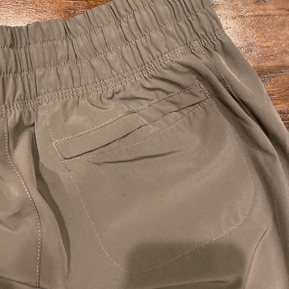 Apana Taupe Lightweight Joggers Size Small - Picture 7 of 7
